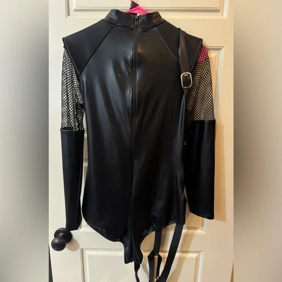 Leg Avenue Women's Villainess Vixen Sexy Cat Woman
Costume Medium 🖤 - Picture 5 of 16